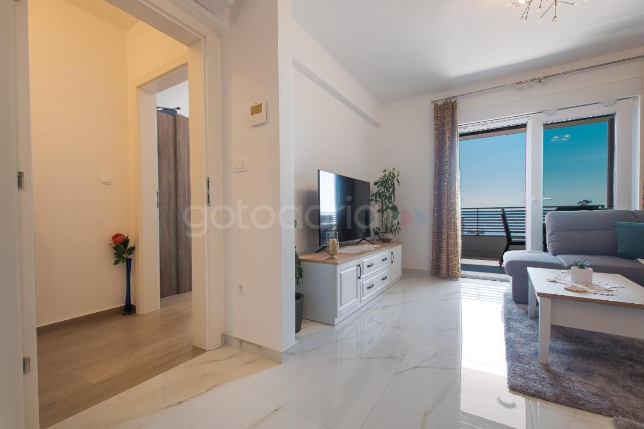 Sea View Apartment Ljiljana Makarska Bagian luar foto